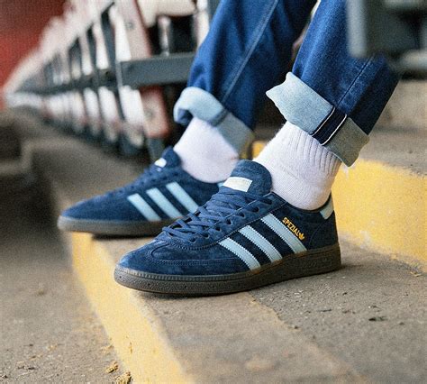 adidas spezial navy fersenlogo|Adidas handball navy gum.